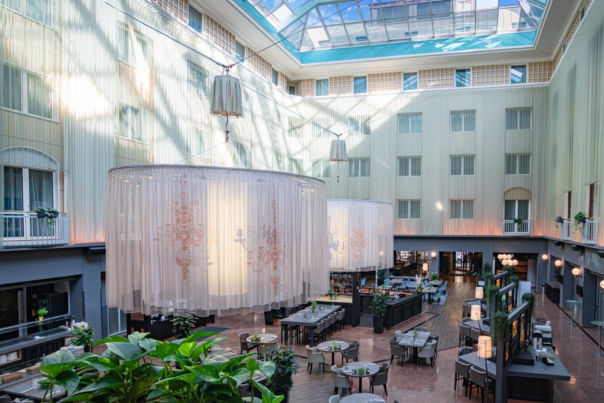 Radisson Blu 4* BRE
