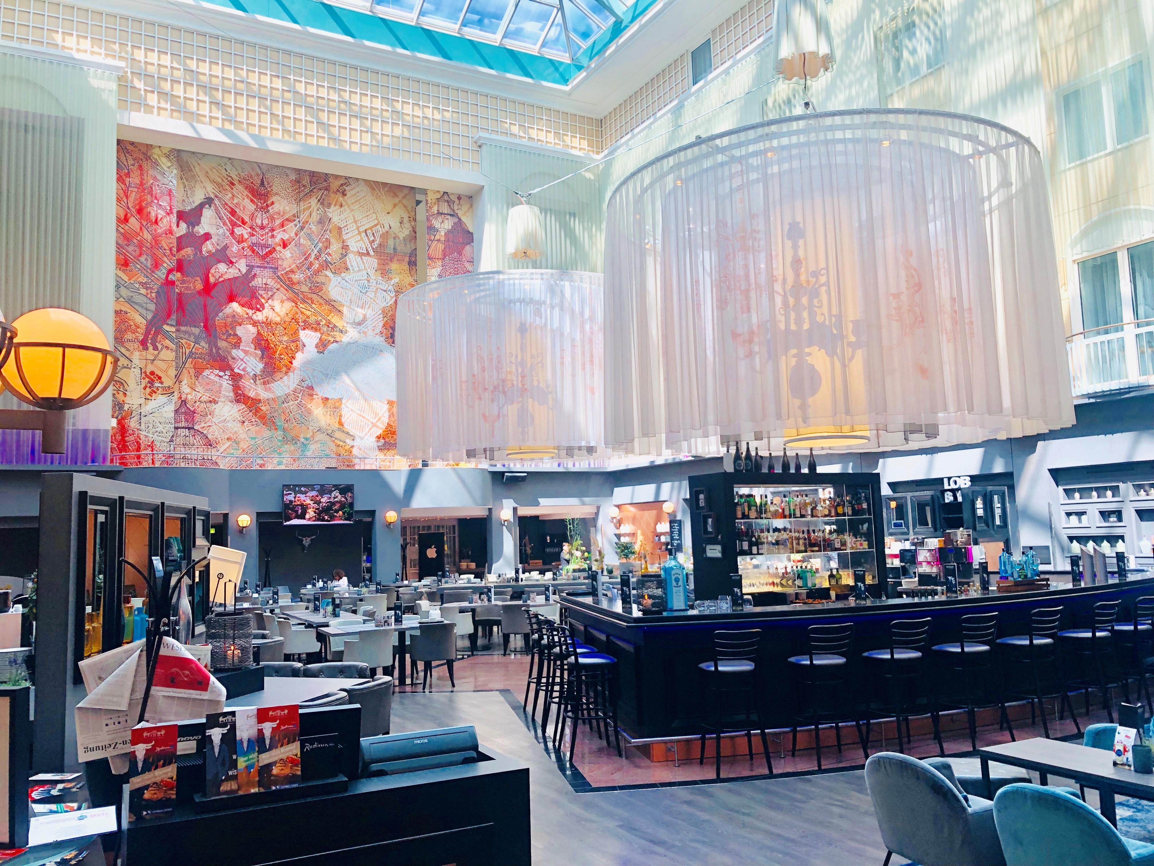Отель Radisson Blu